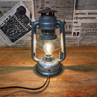 Лампа направена от стар газов фенер., снимка 4 - Настолни лампи - 44528339