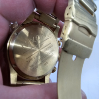 Марков адски солиден и красив  мъжки часовник с хронограф NIXON - събери погледите с този часовник.., снимка 4 - Мъжки - 44558377