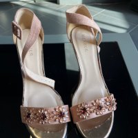 Дамски обувки, снимка 2 - Дамски елегантни обувки - 42923294
