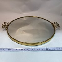 Старо стенно огледало поднос от 1950г месинг, снимка 1 - Антикварни и старинни предмети - 42846511