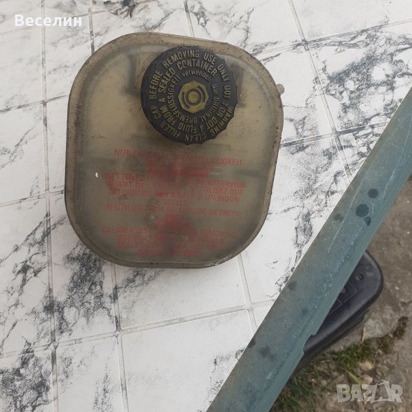 Audi a8 ,2.5 казанче за спирачна течност , снимка 1