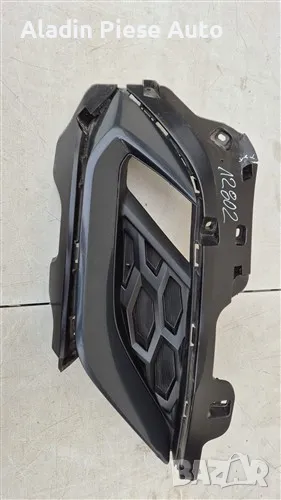 Прожекторна решетка на предна дясна броня Kia Sportage 5 GT-Line година 2022 - 2025 код 86564R2CAO, снимка 1