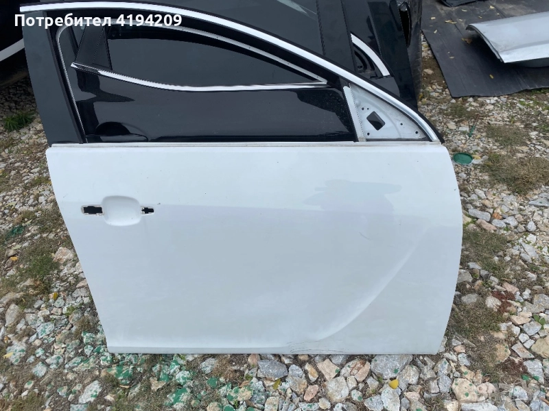 Opel Insignia дясна врата , снимка 1