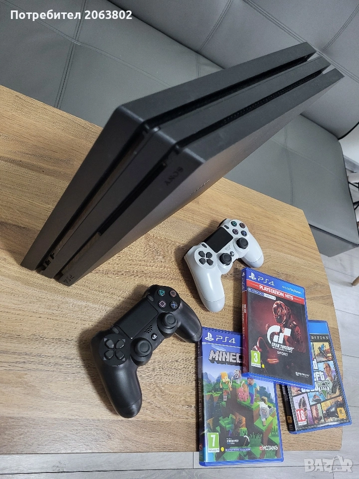 Playstation 4 Pro, снимка 1