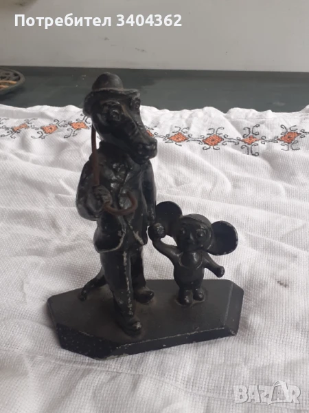 Метална руска статуетка, фигура - крокодила Гена и Чебурашка, снимка 1