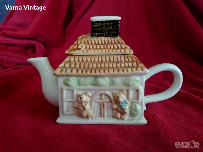 Колекционерски декоративен порцеланов чайник, снимка 1