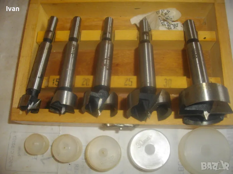 15-35мм НОВ КОМПЛЕКТ ГОЛЕМИ ФРЕЗЕРИ ЗА ОБЕРФРЕЗА В ДЪРВЕНА КУТИЯ ГЕРМАНИЯ/НИДЕРЛАНДИЯ, снимка 1