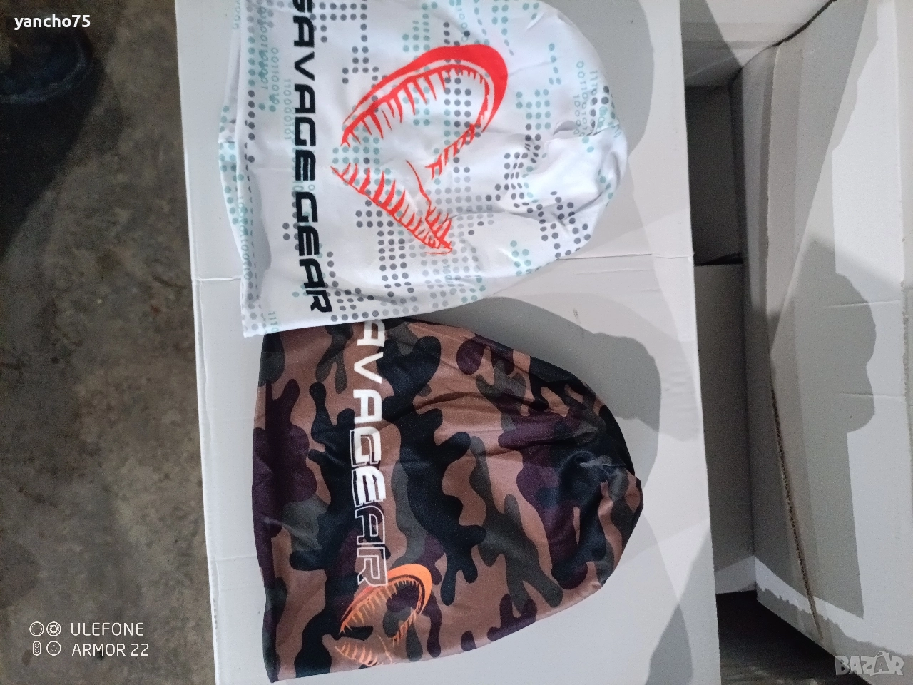 меки двулицеви шапки, снимка 1