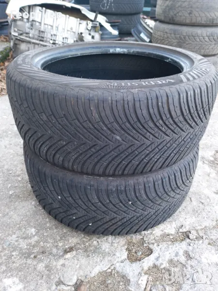 2 броя зимни гуми 215 45 16 цола Vredestein , снимка 1