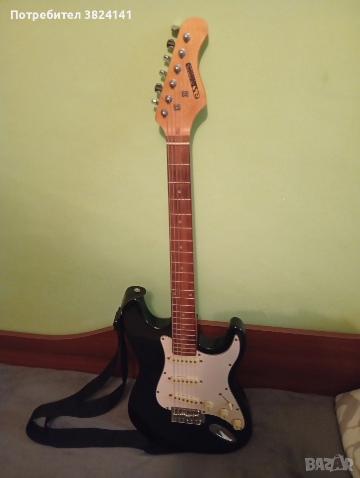 Електрическа китара Acoustic Solutions със усилвател и кабел, снимка 1