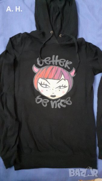 Черна блуза с щампа/ суичър без цип, снимка 1