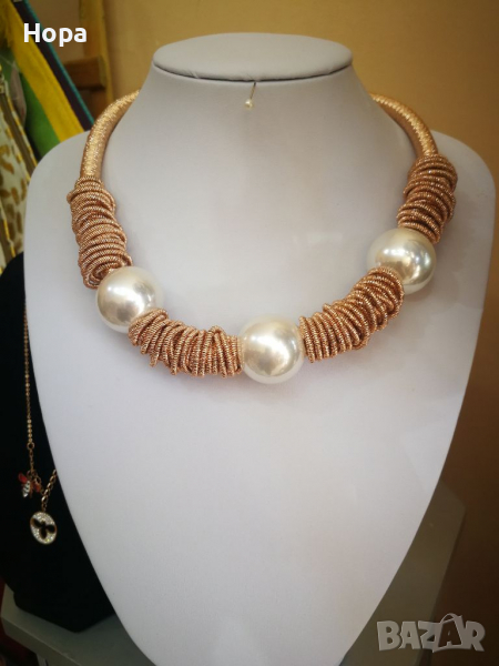 Дамски колиета, снимка 1