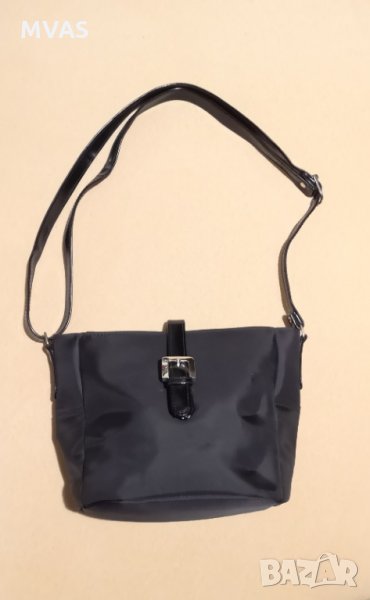 Нова дамска малка черна чанта за рамо, снимка 1