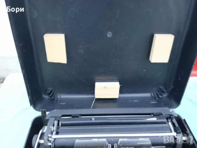 хеброс 1300 Ф Пишеща машина кирилица, снимка 7 - Други ценни предмети - 36384102