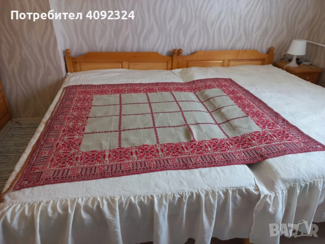Уникално голямо каре с българска ръчна бродерия