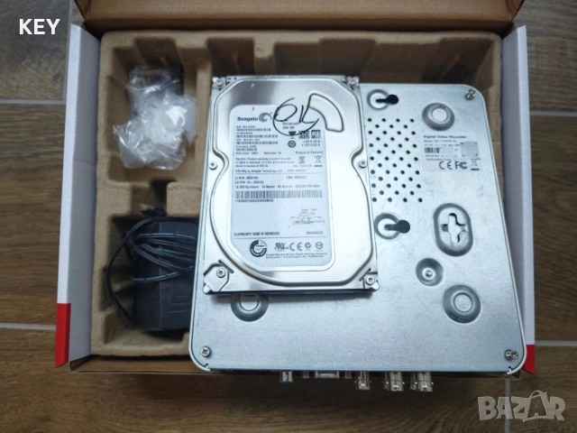 DVR Hikvision 4 канала 250gb HDD 960*576 DS-7104HWI-SL