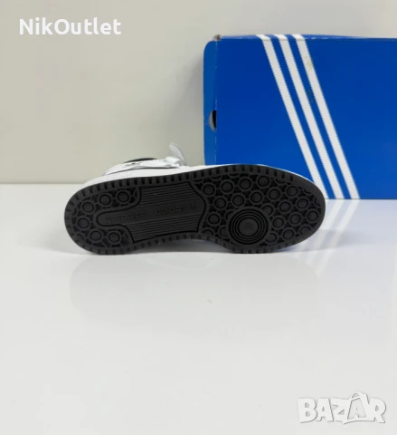Adidas Forum MID, снимка 5 - Кецове - 50784145