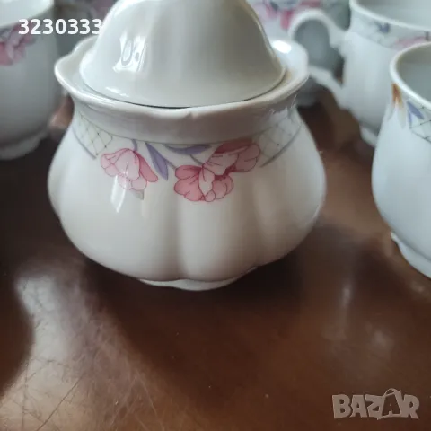 Порцеланов сервиз за чай, снимка 8 - Сервизи - 49720447