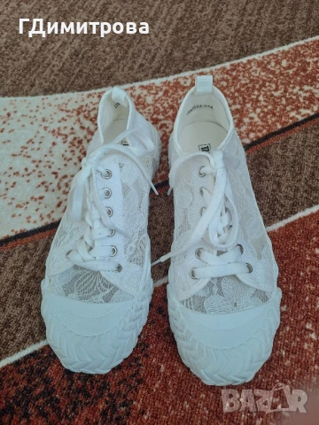 Дантелени кецки Tendenz