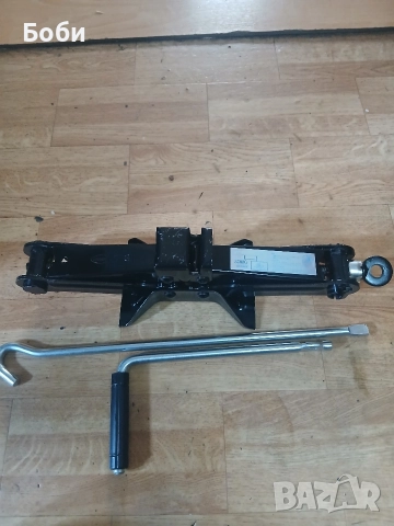 Oem крик мазда 6 нов, снимка 3 - Аксесоари и консумативи - 52788925