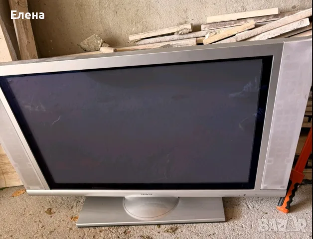 Продавам телевизор Hitachi