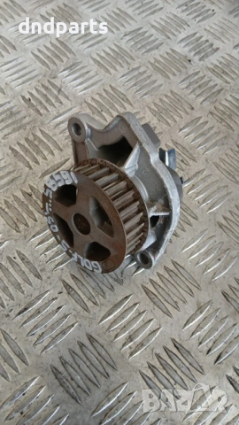 Водна помпа VW Golf 5 1.4 2005