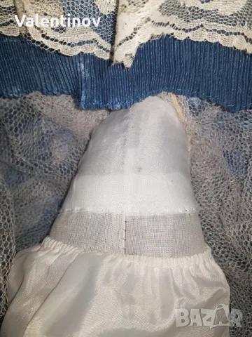 Порцеланова кукла със стойка , снимка 5 - Кукли - 48308131