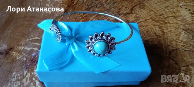 Твърда сребърна гривна с инкрустирани камъни цветя и родиево покритие