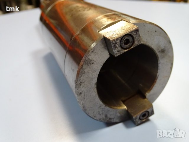 Вертикален шпиндел за фреза Deckel FP4 стандарт SK 40, снимка 10 - Резервни части за машини - 39040277