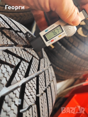 2бр.зимни гуми 255/60/18 Bridgestone, снимка 2 - Гуми и джанти - 52509111