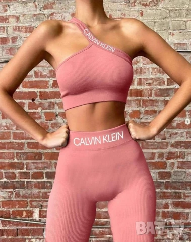дамски екипи calvin klein jeans , снимка 2 - Спортни екипи - 51140626