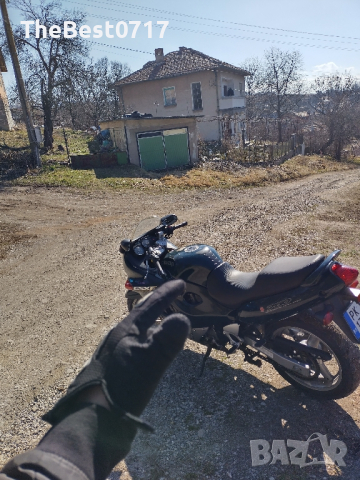 Suzuki Katana 750k Топ Състояние Уникат , снимка 5 - Мотоциклети и мототехника - 44660621