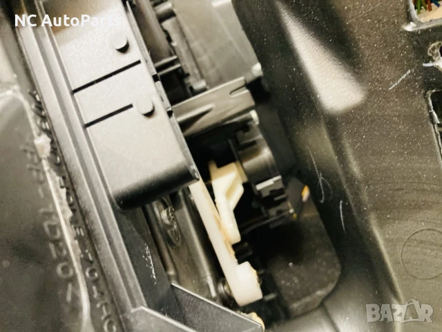 Матрица за парно климатик за Ягуар Jaguar XF 2.0 дизел JX63-19E963-FB JX63-14F498-AB 2017 2017, снимка 13 - Части - 51017226