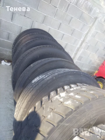 295/80/22.5, снимка 2 - Гуми и джанти - 50953687