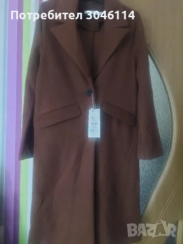дамско палтоBERSHKA