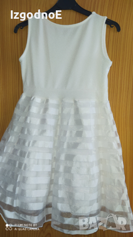 Празнична бяла рокля, снимка 2 - Детски рокли и поли - 36496898