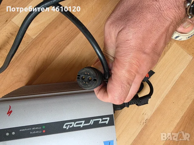 SPECIALIZED TURBO зарядно устройство 42 V 36 V, снимка 2 - Велосипеди - 55766513