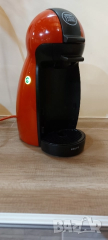 Dolce Gusto Krups - пингвин кафе машина с капсули на Долче Густо, снимка 5 - Кафемашини - 48169552