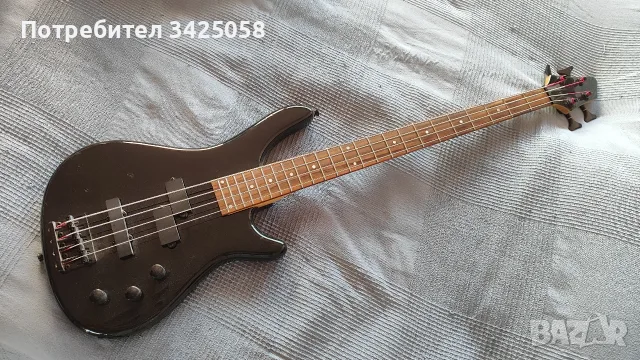 Бас китара Stagg BC300-BK