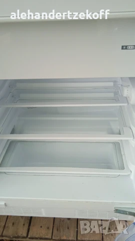 Малък хладилник за вграждане BEKO BU 1153 HCN 82.00 см, снимка 7 - Хладилници - 51249579