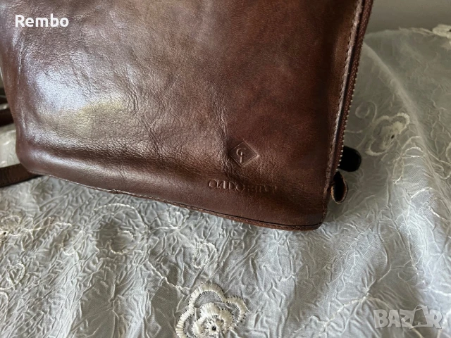 Кожена чанта , снимка 3 - Чанти - 50904149