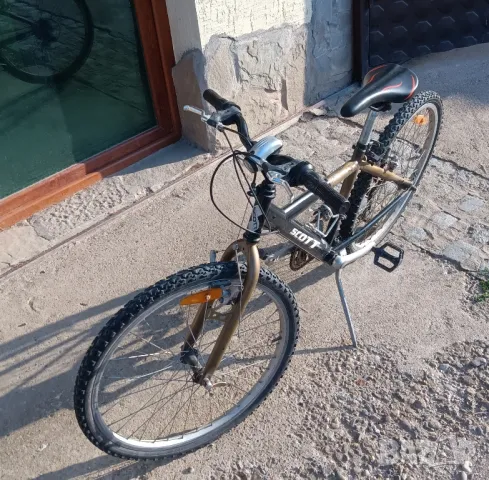 Висококачествен велосипед SCOTT 8+, снимка 2 - Велосипеди - 47508697