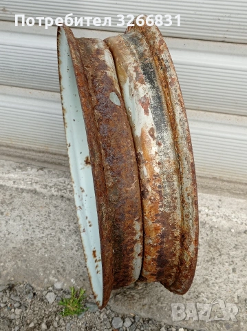 мото скутер "Вятка" 125 СССР капла 10"цола , снимка 2 - Части - 54195524