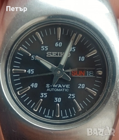 Дамски автоматичен часовник Seiko S-Wave Automatic – Rare Y2K Vintage, снимка 3 - Дамски - 53354271