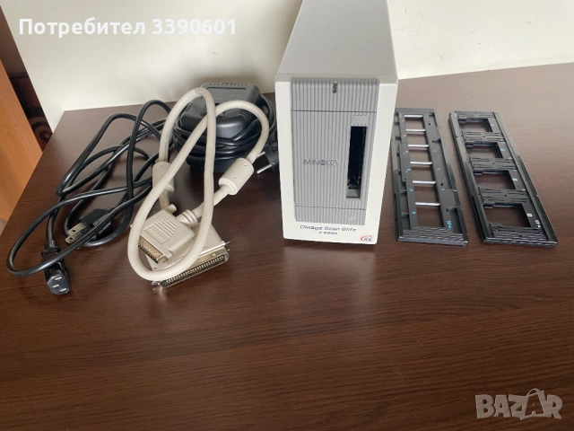 Minolta Dimage Scan Elite F-2900 скенер за 35мм фото филм, снимка 2 - Принтери, копири, скенери - 54105045