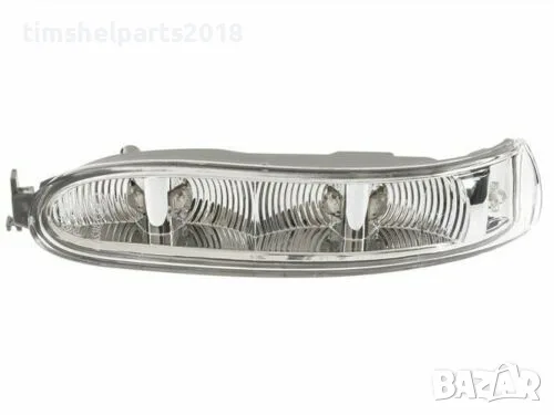 Мигач в огледало за Mercedes Vito/ Viano/ V-class- 2003-2010 Шофьорска страна