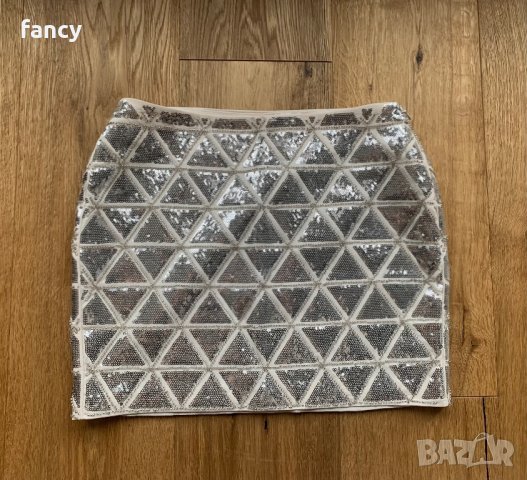 Къса пола H&M с пайети, снимка 2 - Поли - 34952737