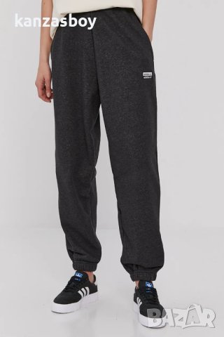 adidas Jogginghose - страхотно дамско долнище КАТО НОВО, снимка 2 - Спортни екипи - 42158942