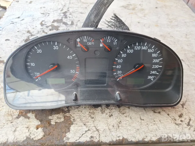 Километраж за Volkswagen Passat B5 - 3B0 920 822 A