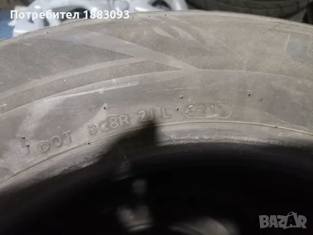 Зимни гуми 235 /65 R17 , снимка 2 - Гуми и джанти - 47529315